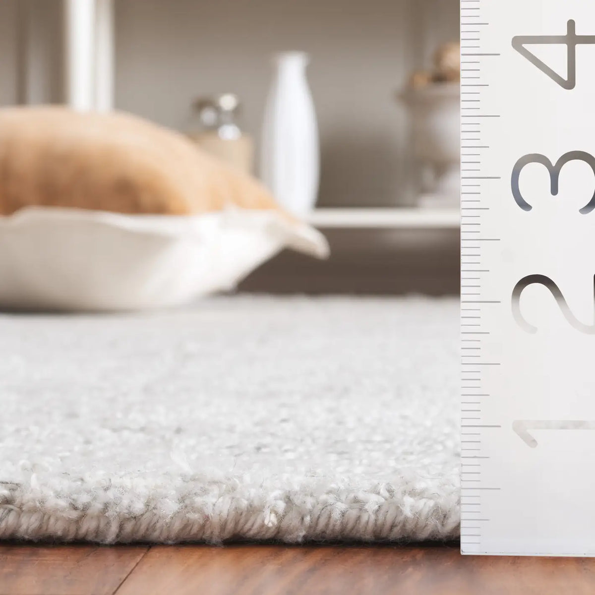Safavieh Renewal 4'-0" x 6'-0" Rug in Light Grey