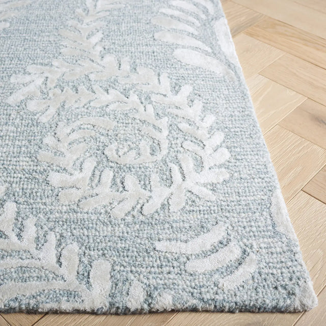 Safavieh Glamour 4'-0" x 6'-0" Rug in Blue / Ivory