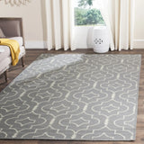 Safavieh Dhurries 6'-0" x 9'-0" Rug in Grey / Ivory