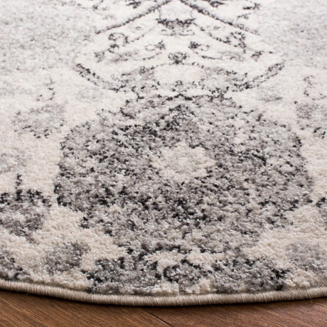 Safavieh Madison 10'-0" x 10'-0" Rug in Cream / Silver
