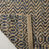 Safavieh Cape Cod 4'-0" x 6'-0" Rug in Navy / Natural