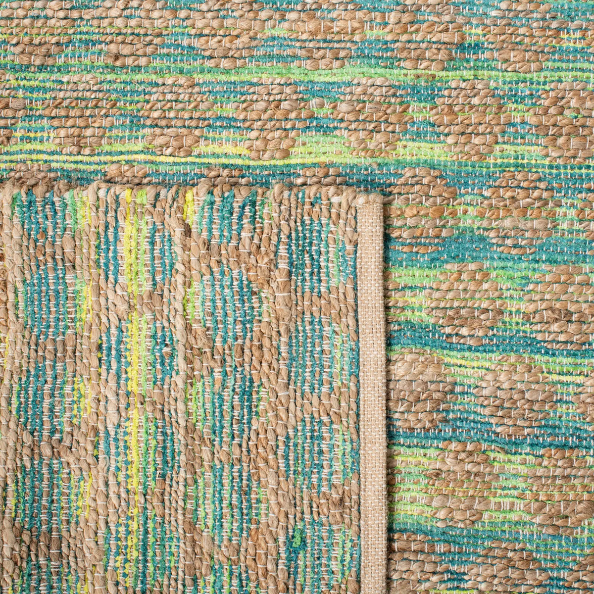 Safavieh Cape Cod 5'-0" x 8'-0" Rug in Teal / Natural