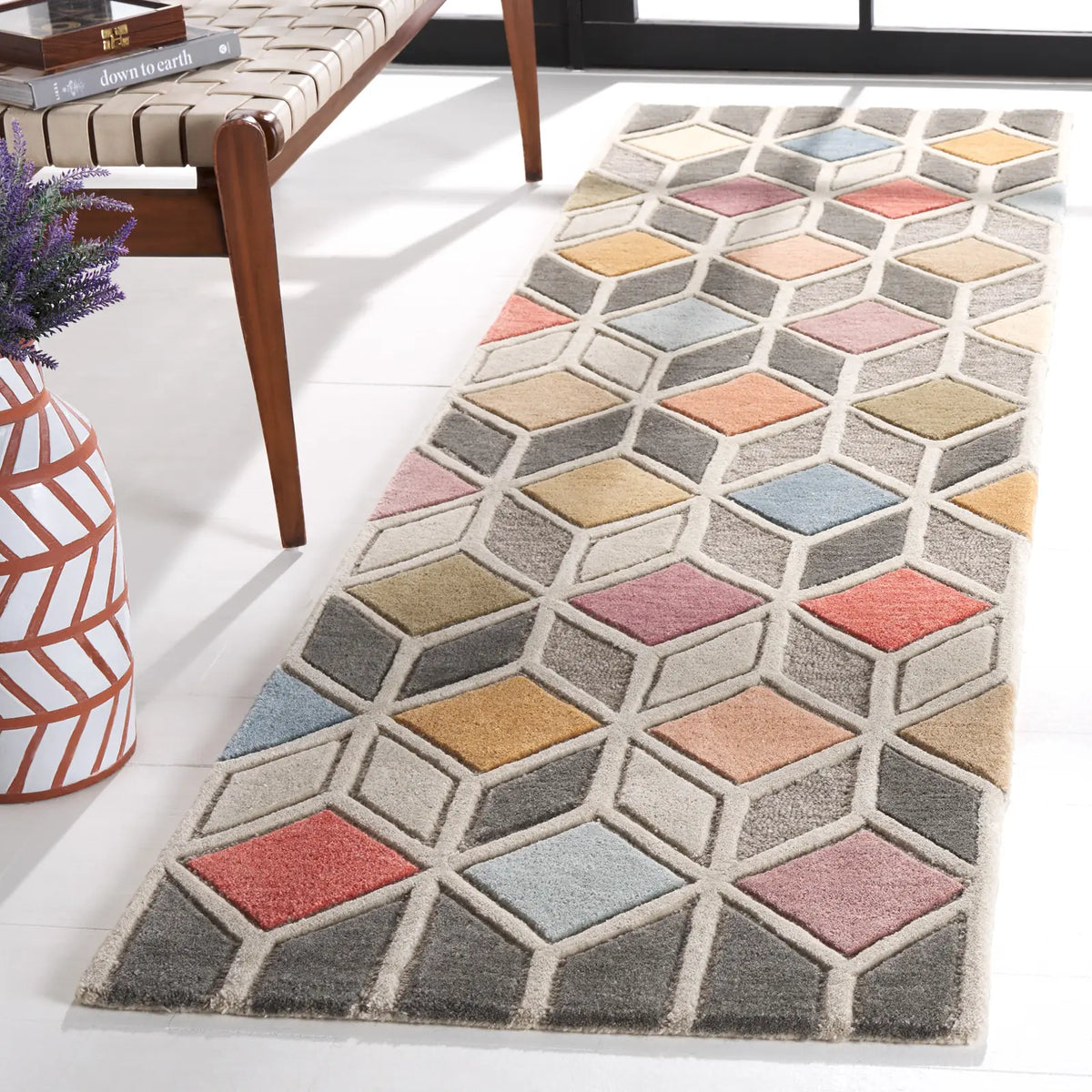 Safavieh Rodeo Drive 2'-3" x 8'-0" Rug in Grey / Beige