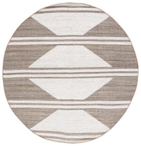 Safavieh Natural Fiber 6'-0" x 6'-0" Rug in Natural / Ivory
