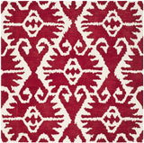 Safavieh Wyndham 5'-0" x 5'-0" Rug in Red / Ivory