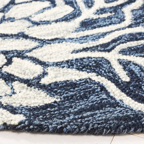 Safavieh Jardin 6'-0" x 6'-0" Rug in Navy / Ivory