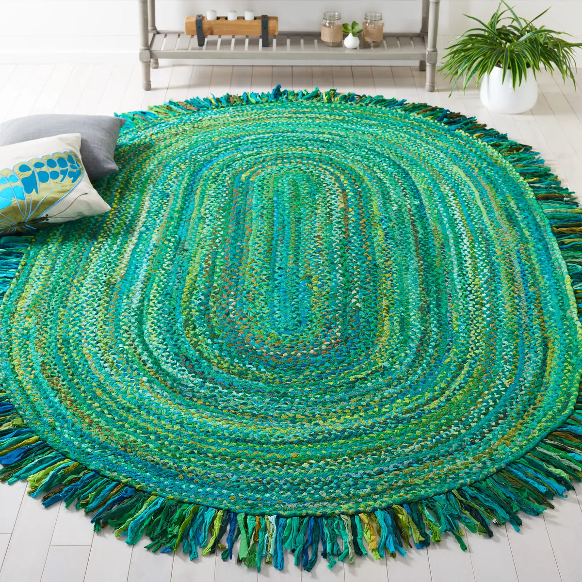 Safavieh Braided 5'-0" x 8'-0" Rug in Green