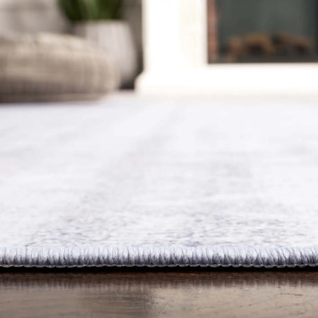 Safavieh Tacoma 4'-0" x 6'-0" Rug in Light Grey / Grey