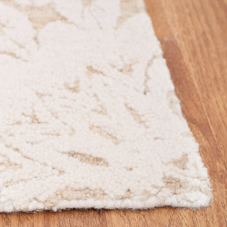 Safavieh Blossom 4'-0" x 6'-0" Rug in Ivory / Light Brown