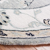 Safavieh Micro-Loop 5'-0" x 5'-0" Rug in Grey / Ivory