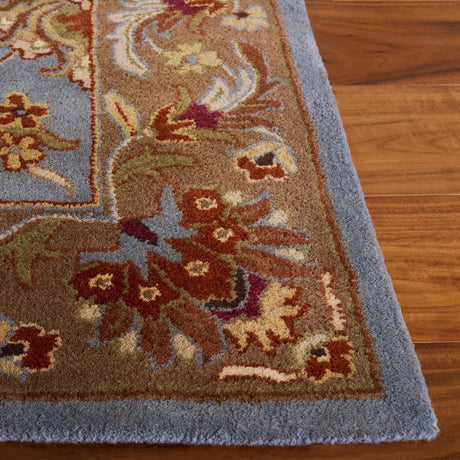 Safavieh Heritage 6'-0" x 9'-0" Rug in Blue / Beige