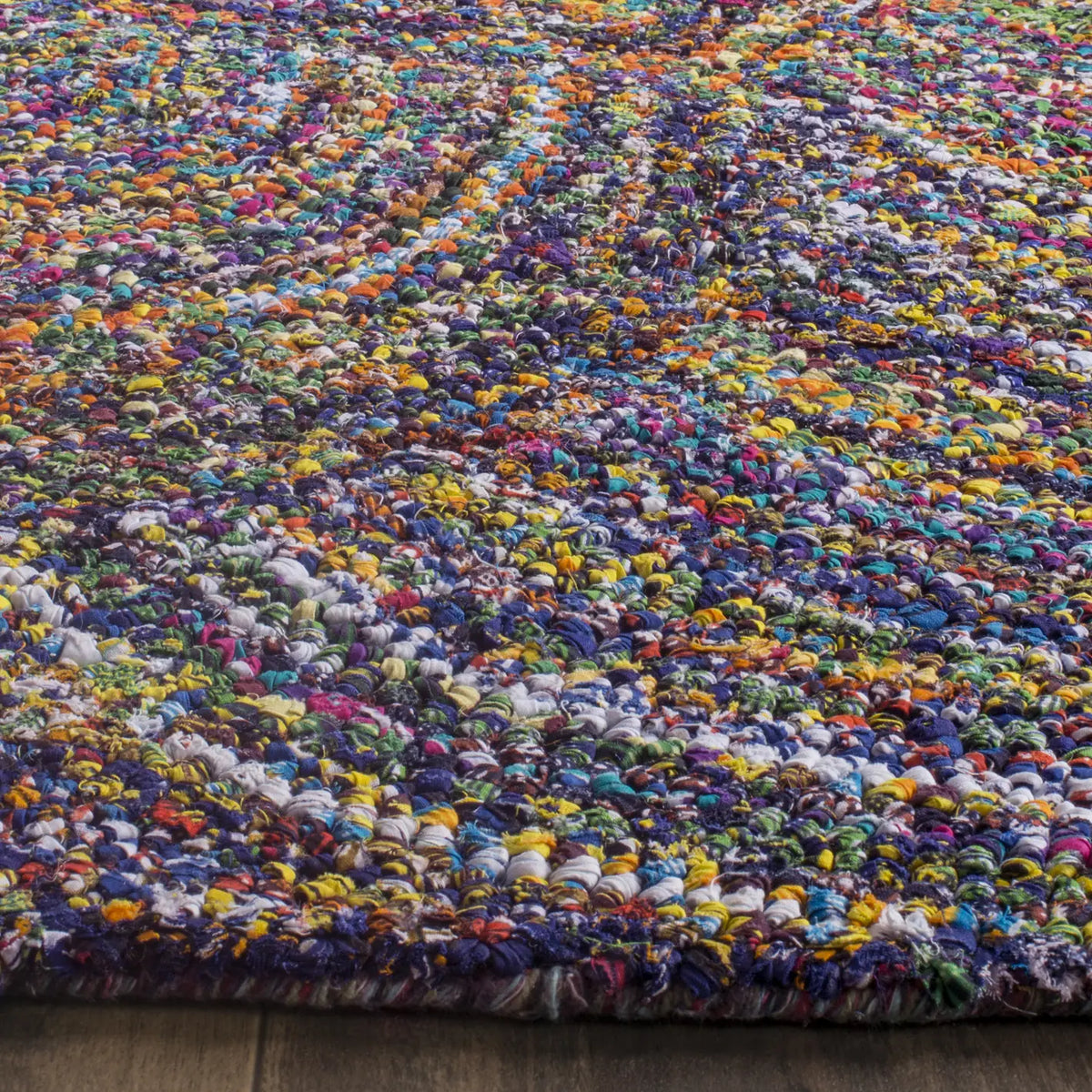 Safavieh Nantucket 2'-3" x 10'-0" Rug in Multi