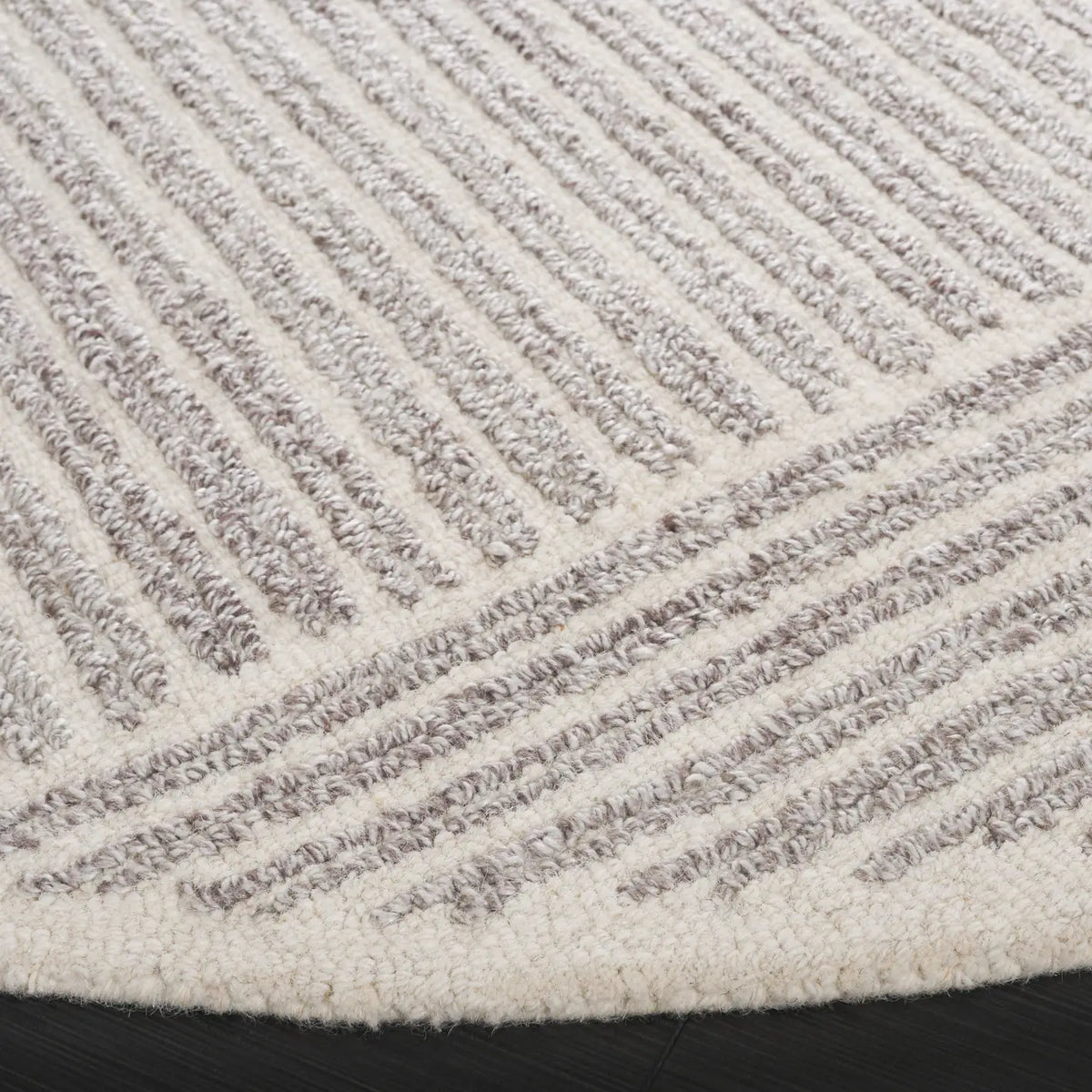 Safavieh Renewal 6'-0" x 6'-0" Rug in Grey / Ivory