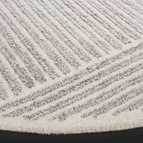 Safavieh Renewal 6'-0" x 6'-0" Rug in Grey / Ivory