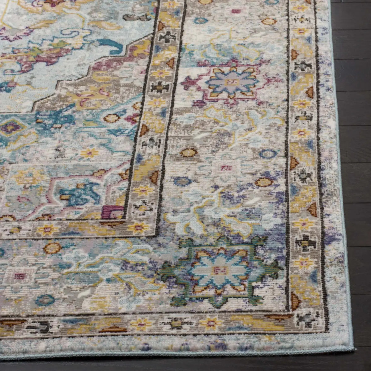 Safavieh Aria 5'-0" x 6'-7" Rug in Beige / Blue