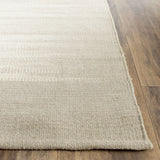 Safavieh Kilim 5'-0" x 8'-0" Rug in Beige / Light Green
