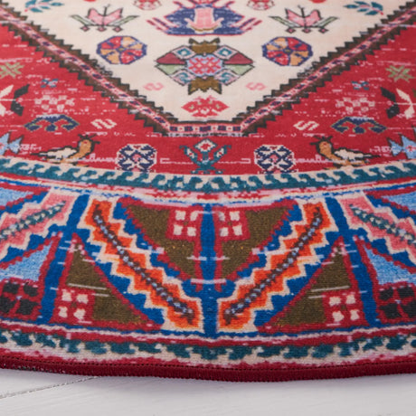 Safavieh Tucson 6'-0" x 6'-0" Rug in Beige / Rust
