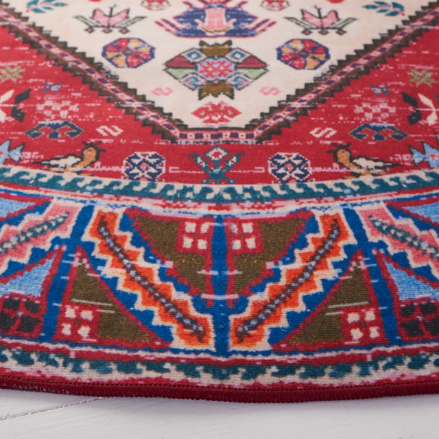 Safavieh Tucson 6'-0" x 6'-0" Rug in Beige / Rust