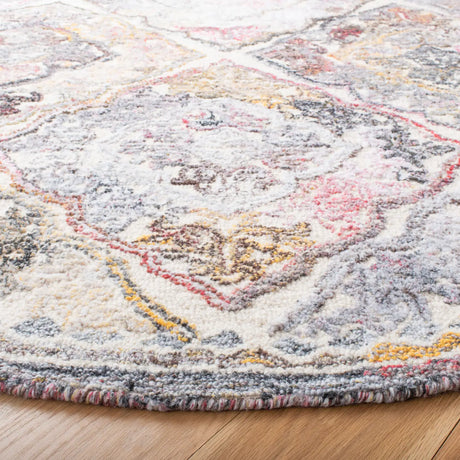 Safavieh Micro-Loop 5'-0" x 5'-0" Rug in Grey / Ivory