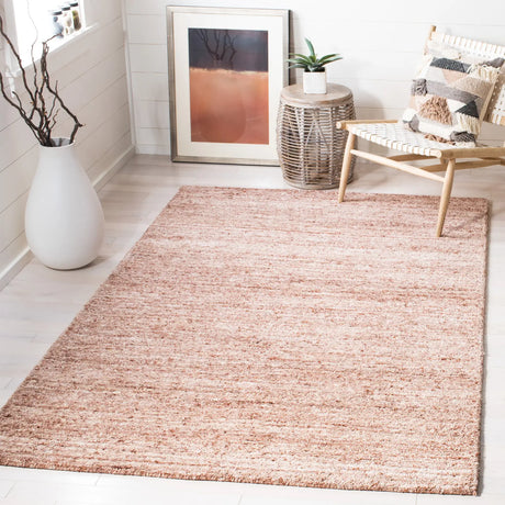Safavieh Himalaya 5'-0" x 8'-0" Rug in Pink