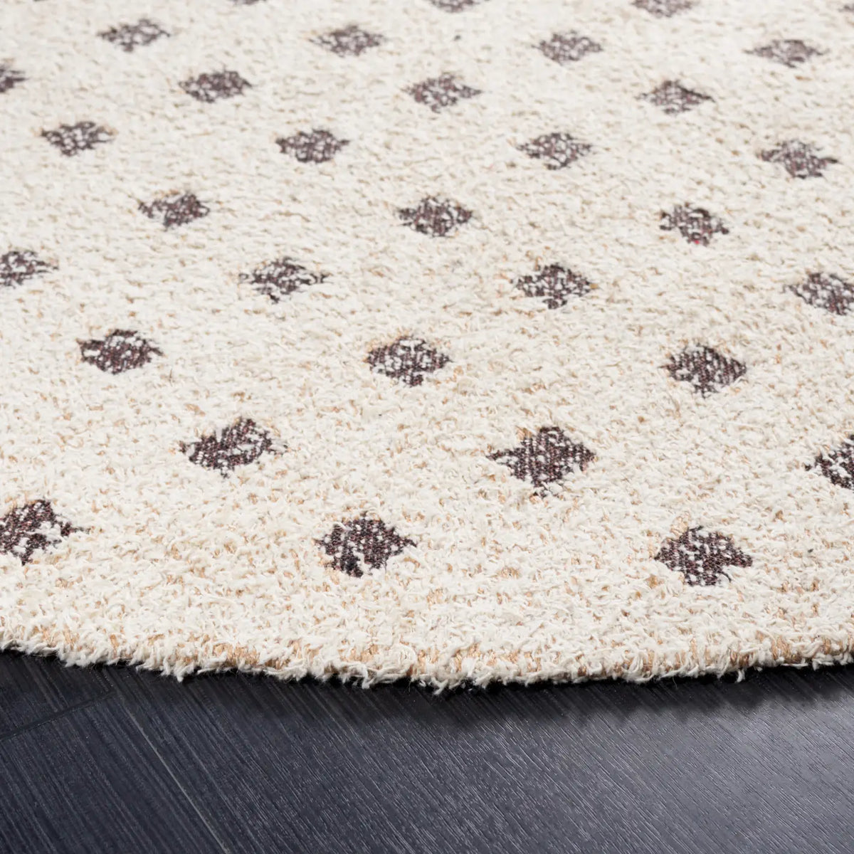 Safavieh Classic Vintage 6'-0" x 6'-0" Rug in Natural / Ivory