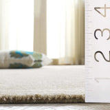 Safavieh Mirage 6'-0" x 9'-0" Rug in Gold