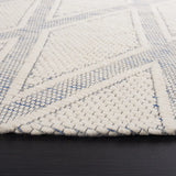 Safavieh Marbella 6'-0" x 6'-0" Rug in Navy / Ivory
