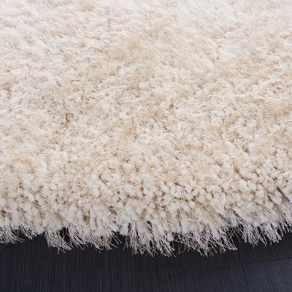 Safavieh Luxe Shag 6'-0" x 6'-0" Rug in Bone