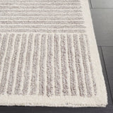 Safavieh Renewal 4'-0" x 6'-0" Rug in Grey / Ivory