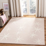Safavieh Safavieh Kids 5'-0" x 7'-0" Rug in Pink / Ivory