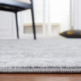Safavieh Brentwood 4'-0" x 6'-0" Rug in Grey / Light Grey
