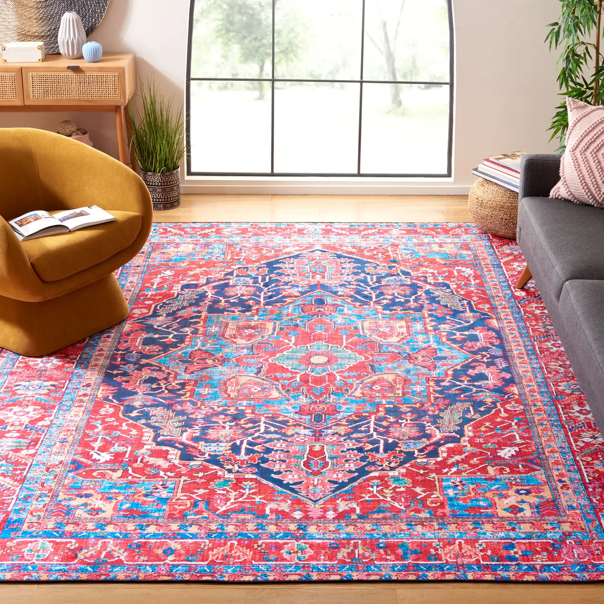 Safavieh Tucson 10'-0" x 14'-0" Rug in Navy / Red