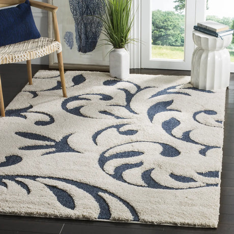 Safavieh Florida Shag 5'-3" x 7'-6" Rug in Cream / Blue