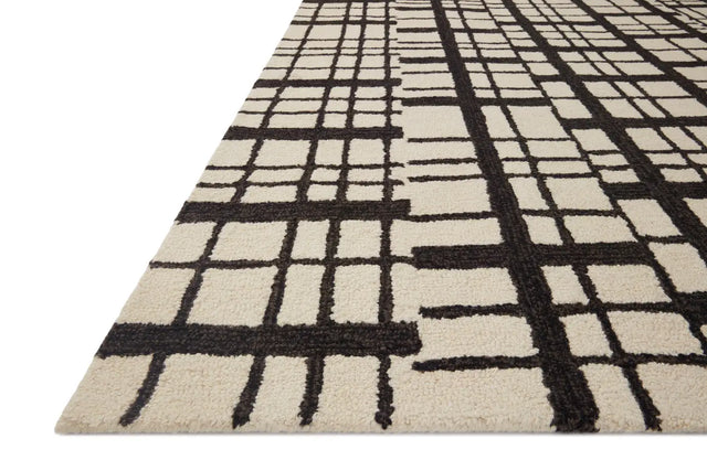 Chris Loves Julia x Loloi Polly POL-02 Black / Ivory Rug - rug corner