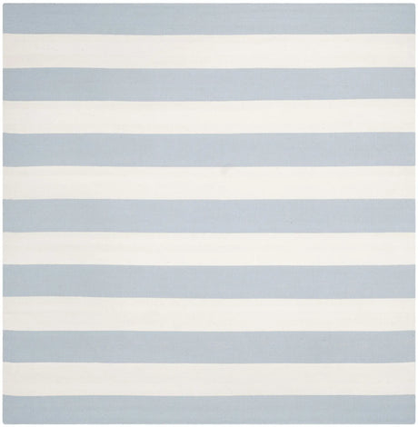 Safavieh Montauk 6'-0" x 6'-0" Rug in Sky Blue / Ivory