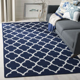 Safavieh Dhurries 4'-0" x 6'-0" Rug in Navy / Ivory