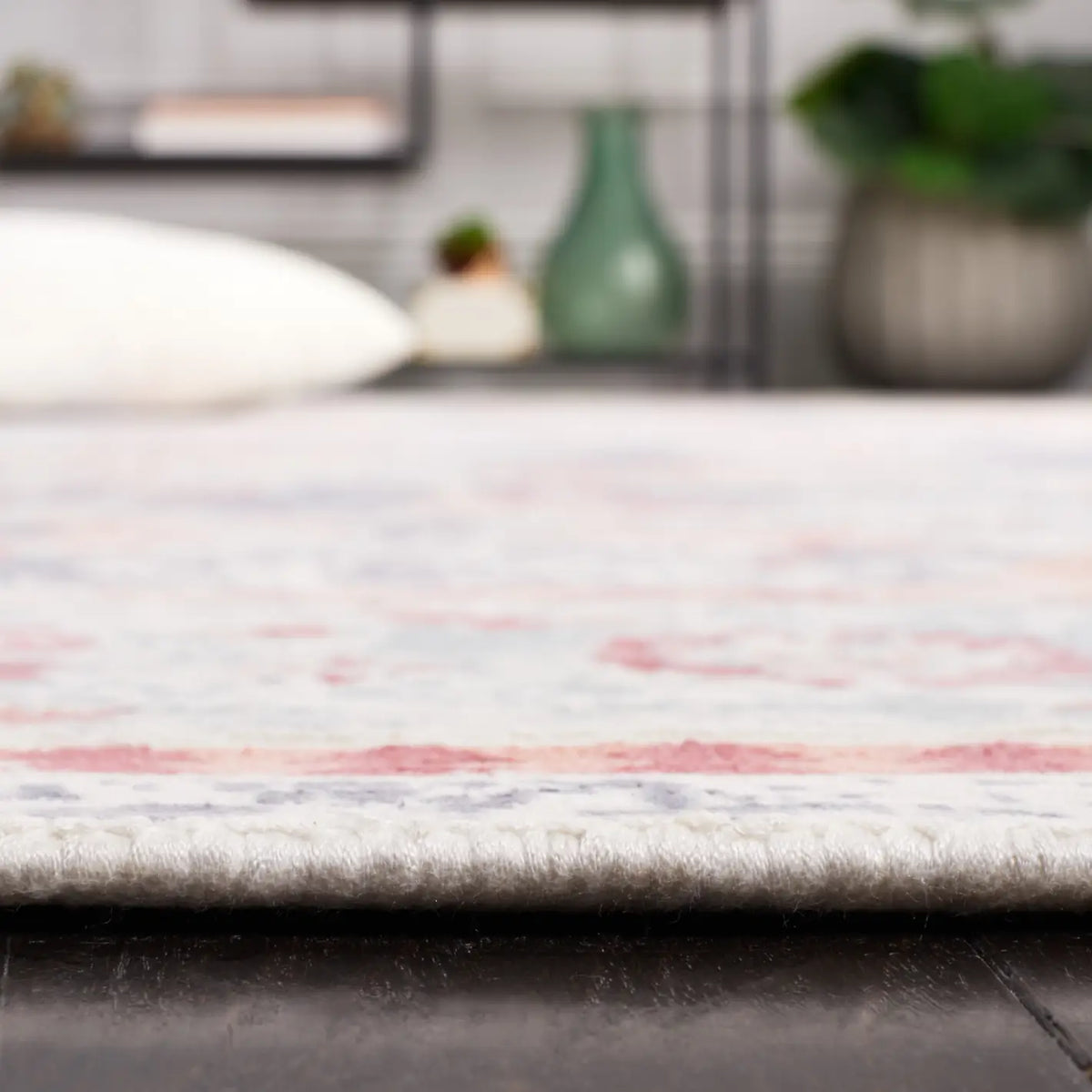 Safavieh Mirage 6'-0" x 9'-0" Rug in Blue / Copper