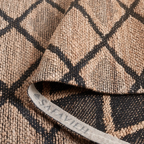 Safavieh Natural Fiber 4'-0" x 6'-0" Rug in Natural / Black