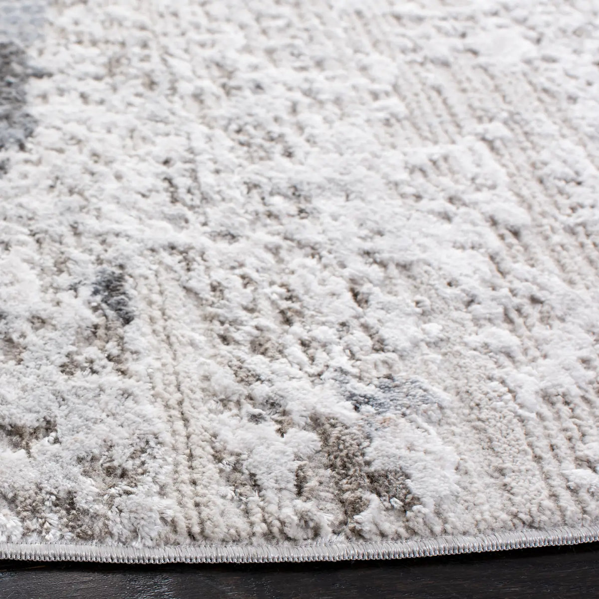 Safavieh Princeton 6'-7" x 6'-7" Rug in Ivory / Grey