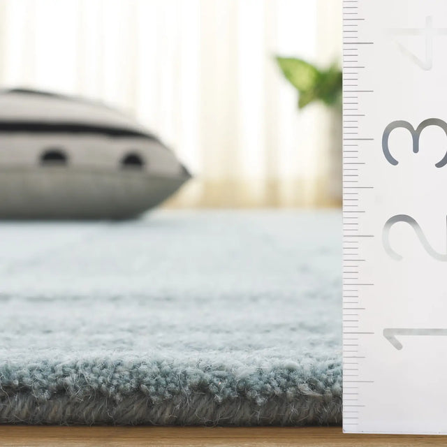 Safavieh Harvest 2'-3" x 9'-0" Rug in Denim Blue
