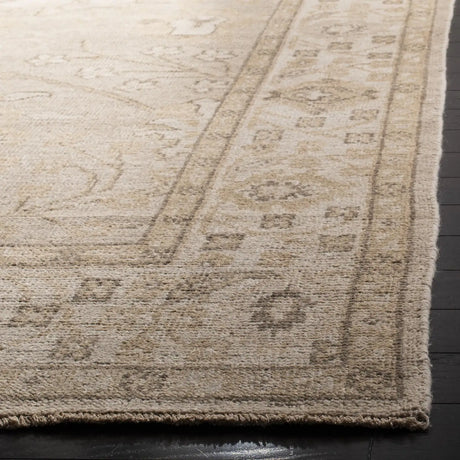 Safavieh Izmir 6'-0" x 9'-0" Rug in Gold / Ivory