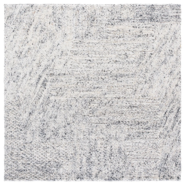 Safavieh Natural Fiber 6'-0" x 6'-0" Rug in Black / Ivory