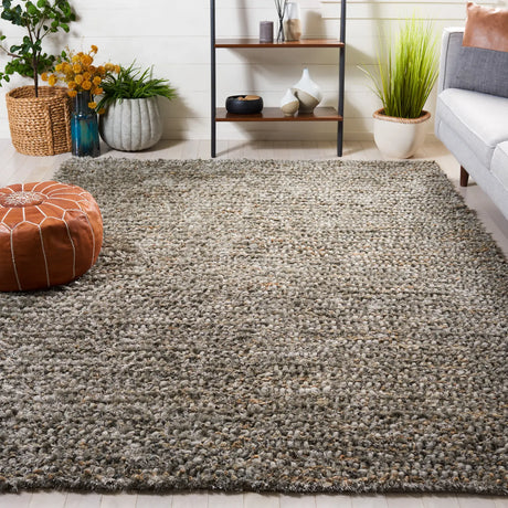 Safavieh Classic Shag 4'-0" x 6'-0" Rug in Grey