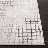 Safavieh Orchard 4'-5" x 6'-5" Rug in Grey / Light Grey