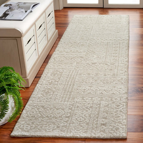 Safavieh Micro-Loop 2'-3" x 8'-0" Rug in Beige / Ivory