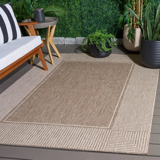 Safavieh Beach House 5'-3" x 7'-6" Rug in Beige / Light Beige