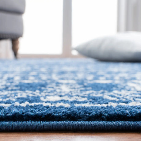 Safavieh Tulum 4'-0" x 6'-0" Rug in Navy / Grey