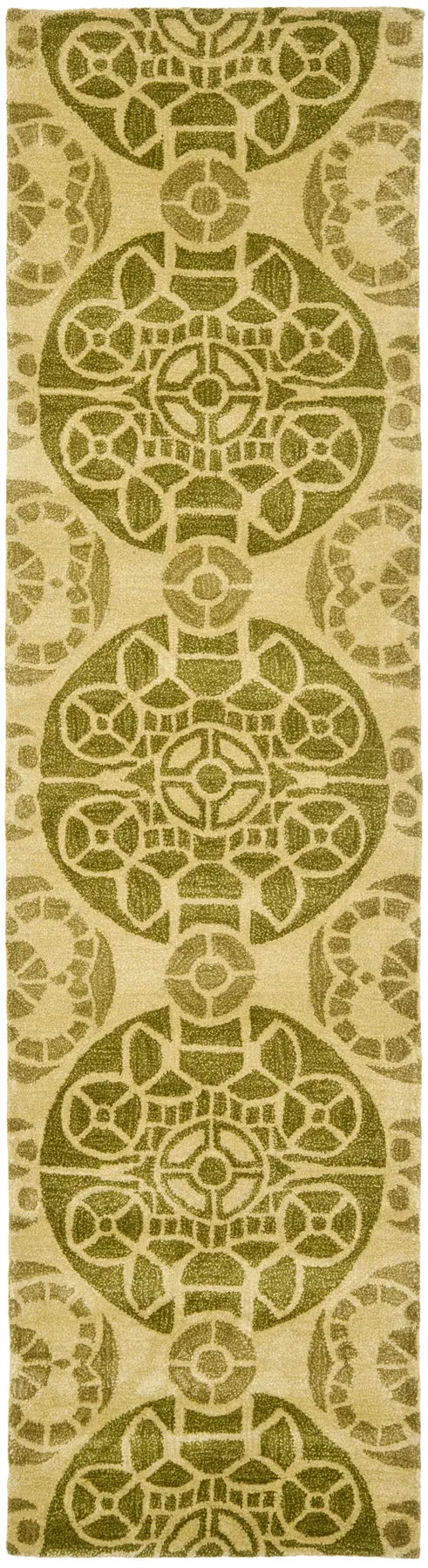 Safavieh Wyndham 2'-3" x 9'-0" Rug in Honey / Green