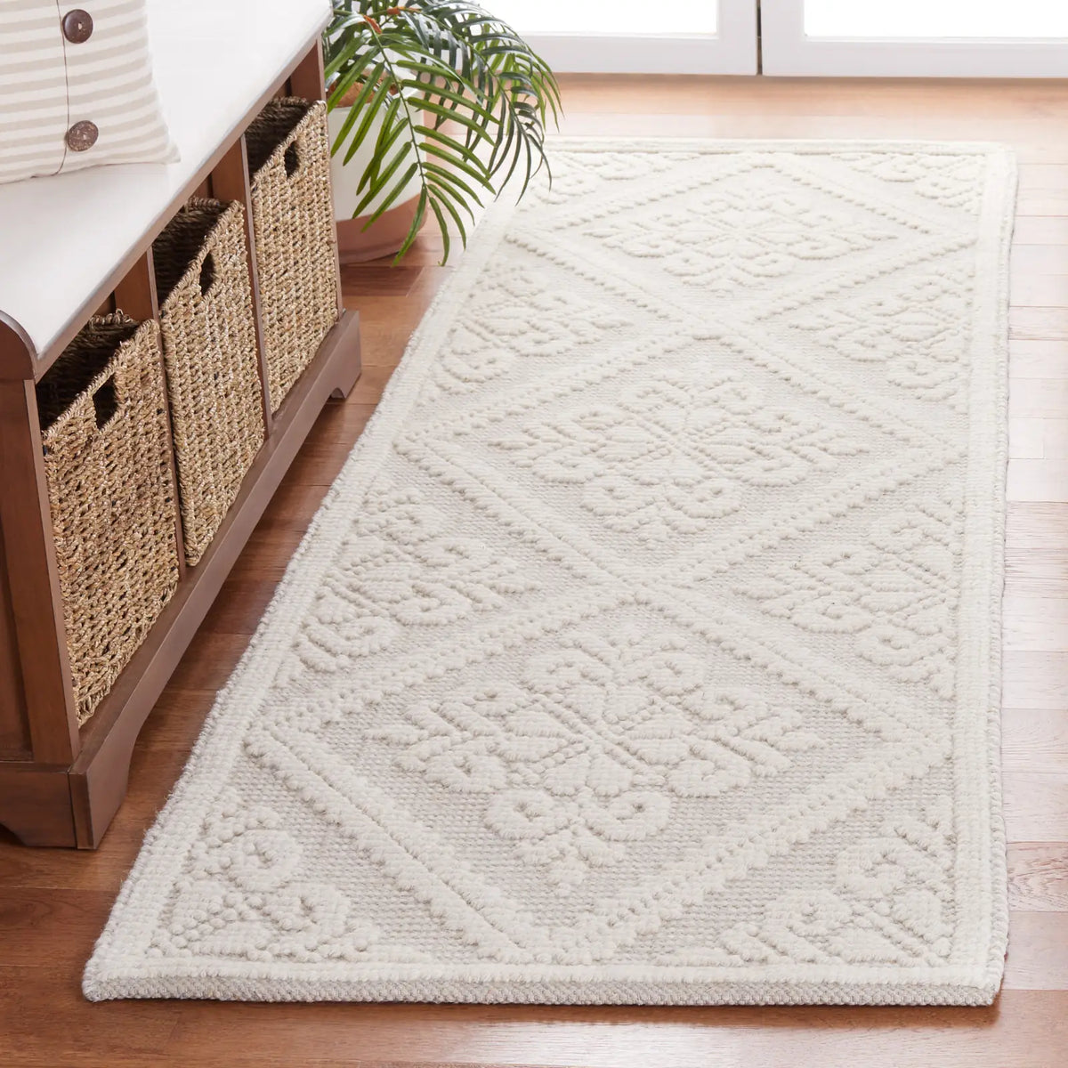 Safavieh Vermont 2'-3" x 6'-0" Rug in Ivory