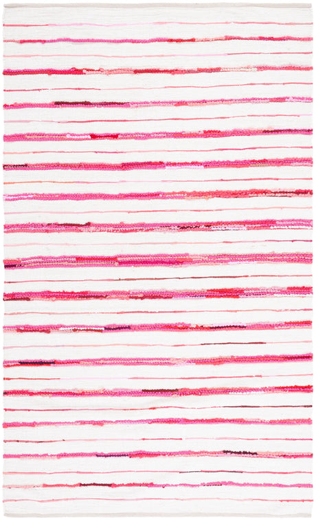 Safavieh Montauk 4'-0" x 6'-0" Rug in Red / Ivory